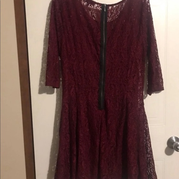 Fishbowl burgundy lace accent zipper dress size xl - Picture 5 of 6